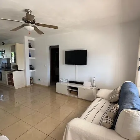 Apartmán Casa Mo, 2 Bedroom Close To The Puerto del Carmen (Lanzarote)